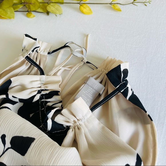 H&M Floral Tank - Picture 4 of 5